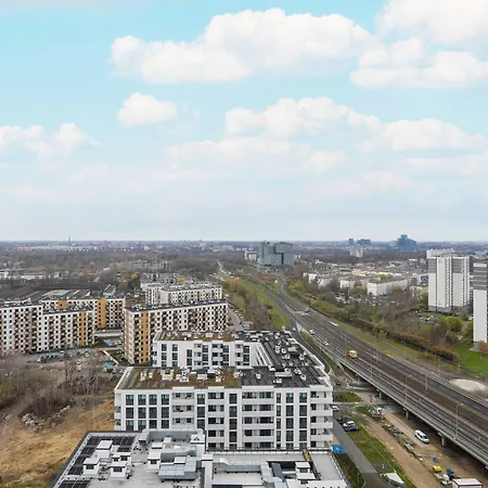 Stylish & Elegant With Parking & Balcony With View Remote Work By Renters Apartament *