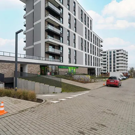 Stylish & Elegant With Parking & Balcony With View Remote Work By Renters Poznań